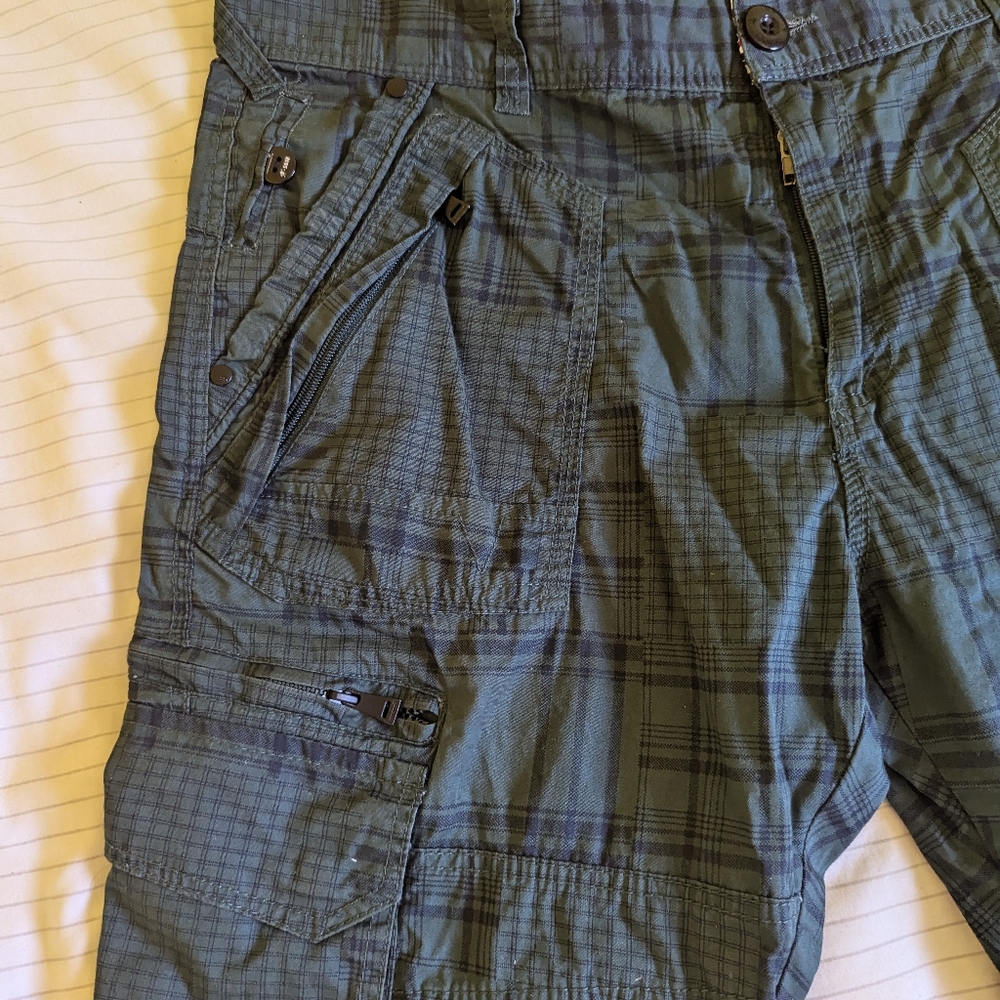 Shorts - Picture 4 of 7